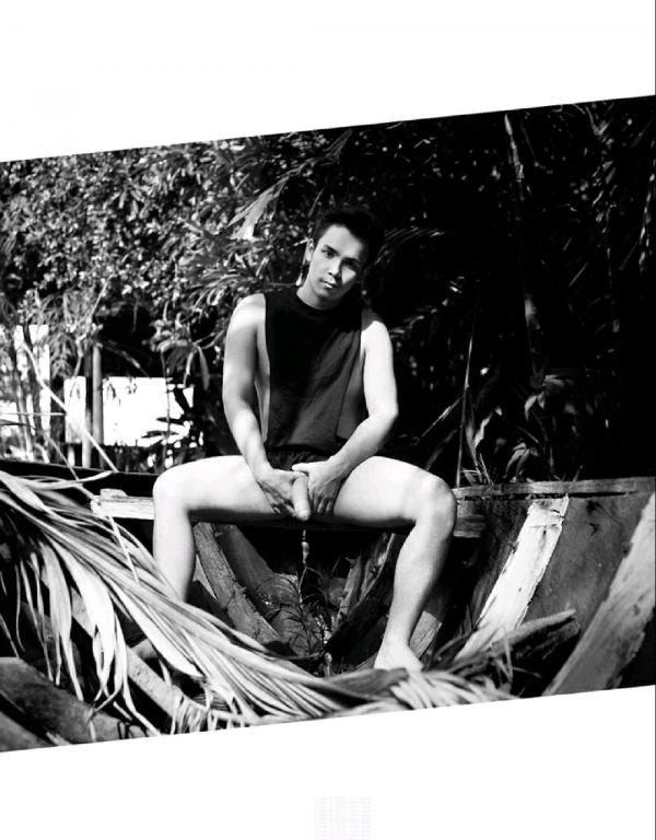 MAN-OMG-7---JOEY-RAINING-BOY